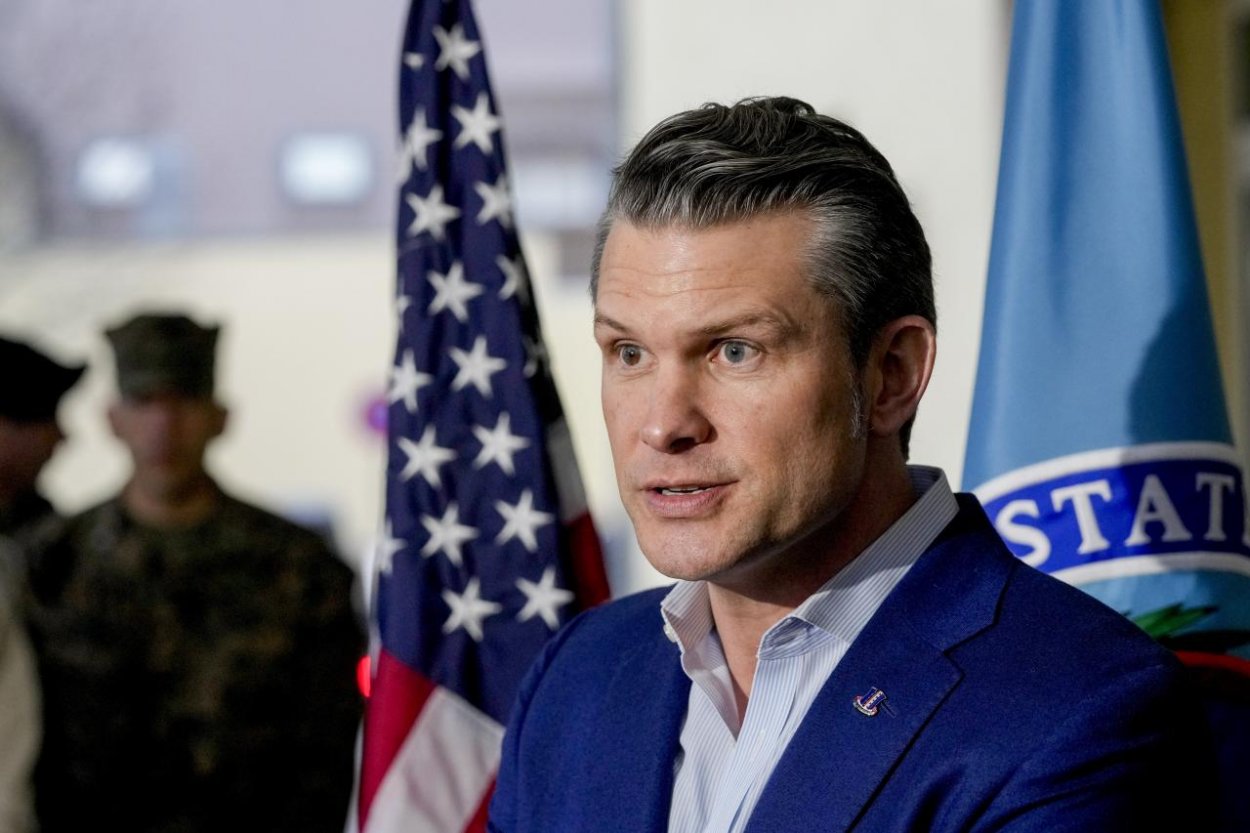 Šéf Pentagonu Hegseth vyzýva Európu na väčšie investovanie do obrany