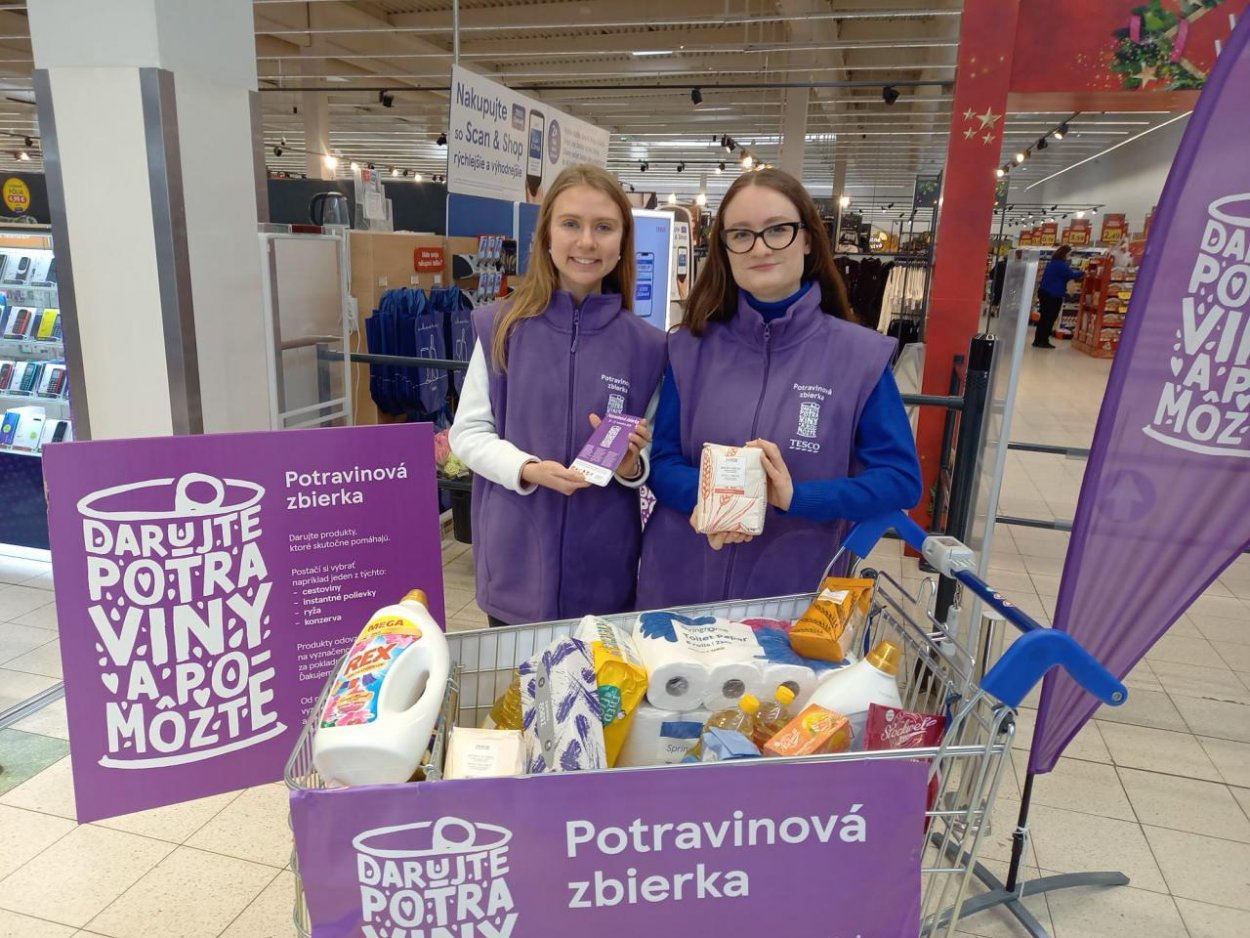 Krajšie Vianoce pre tisíce ľudí v núdzi: Tesco potravinová zbierka priniesla pomoc viac ako 200-tisíc eur
