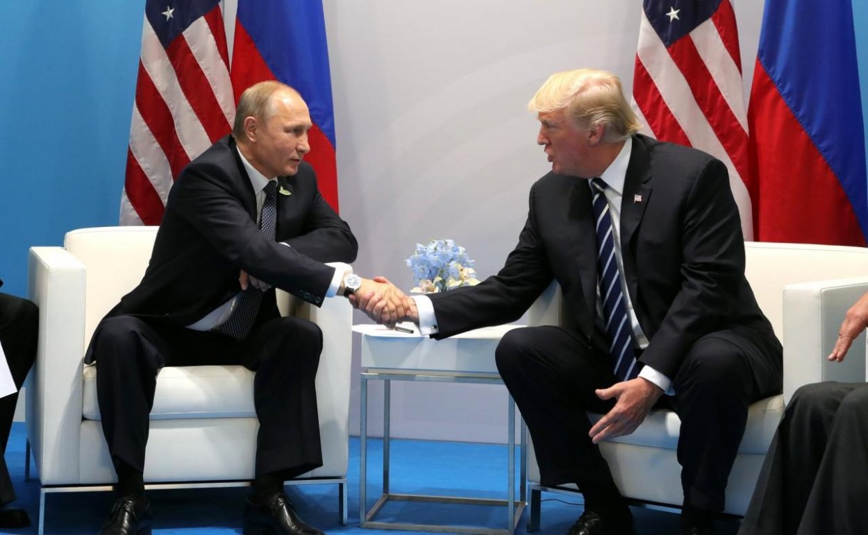 Trump a Putin telefonovali takmer hodinu, rokovali o Ukrajine i Blízkom východe