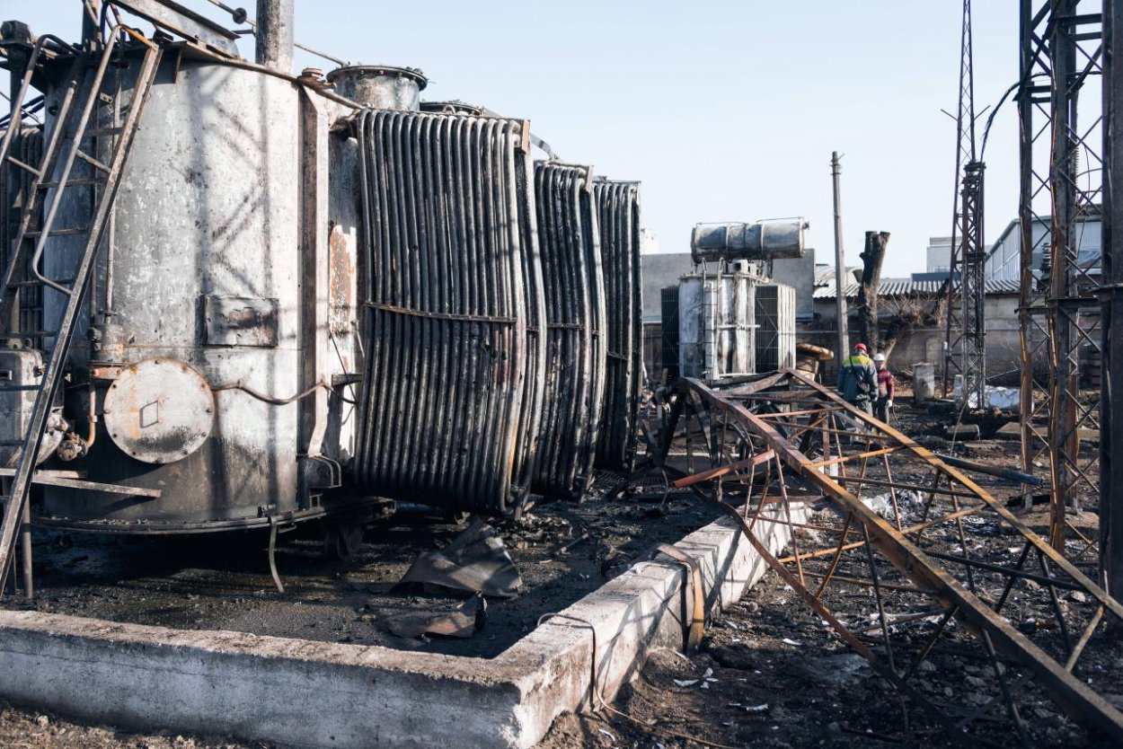 Ukrajina ONLINE: Vyše milióna ľudí je v Dnepropetrovskej oblasti bez vody a kúrenia