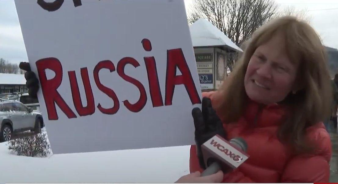 Viceprezidenta Vancea na rodinnej lyžovačke privítali stovky demonštrantov