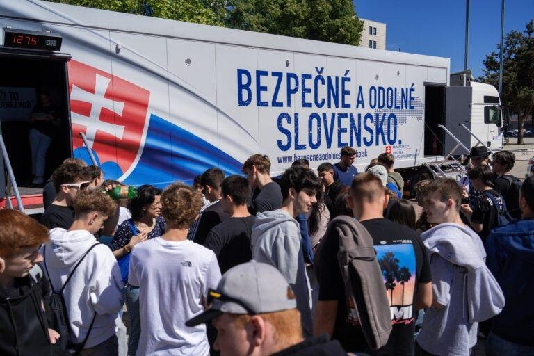 Holečková z SaS podáva trestné oznámenia pre road show „Na vlastnej koži“ ministerstva vnútra