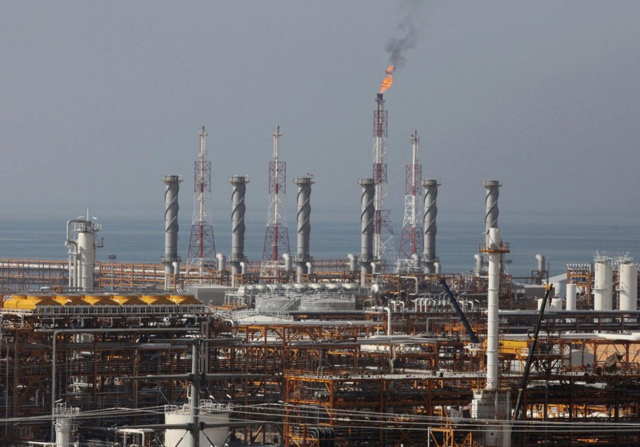 USA pritlačili na Irán. Uvalili sankcie na najväčšiu ropnú spoločnosť