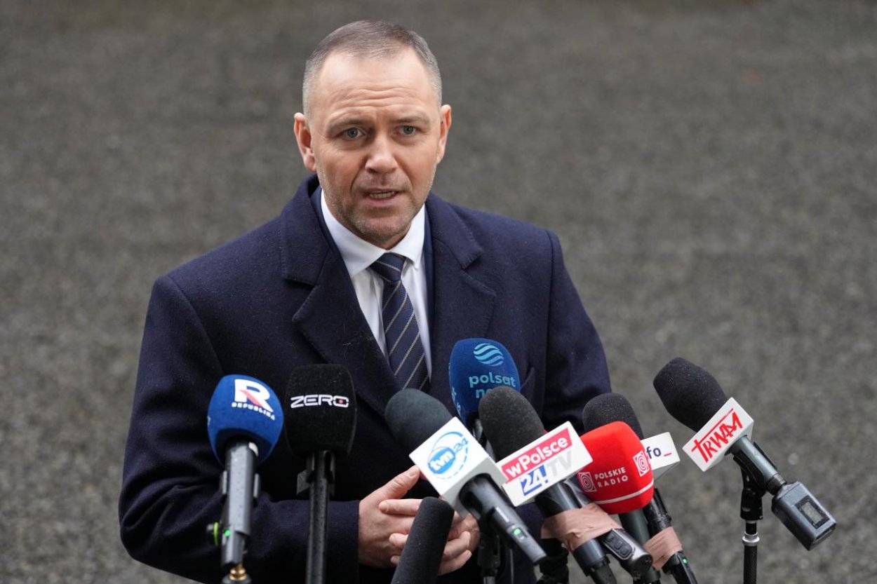 Poľský prezident podpísal balík opatrení zameraný na zníženie cien palív