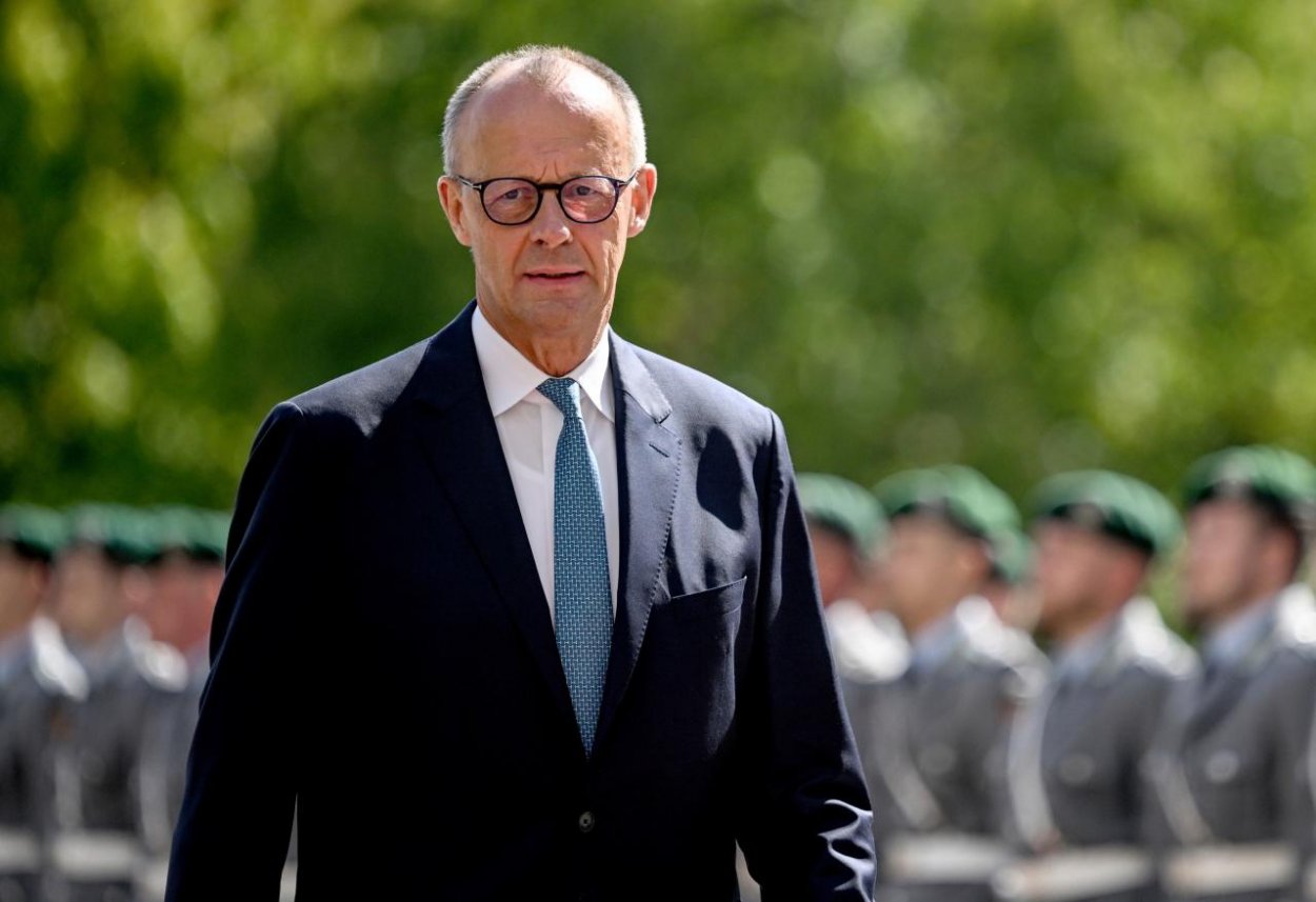 Merz: Putin sa schôdzke so Zelenským vyhýba. Podľa Stubba ide o taktiku