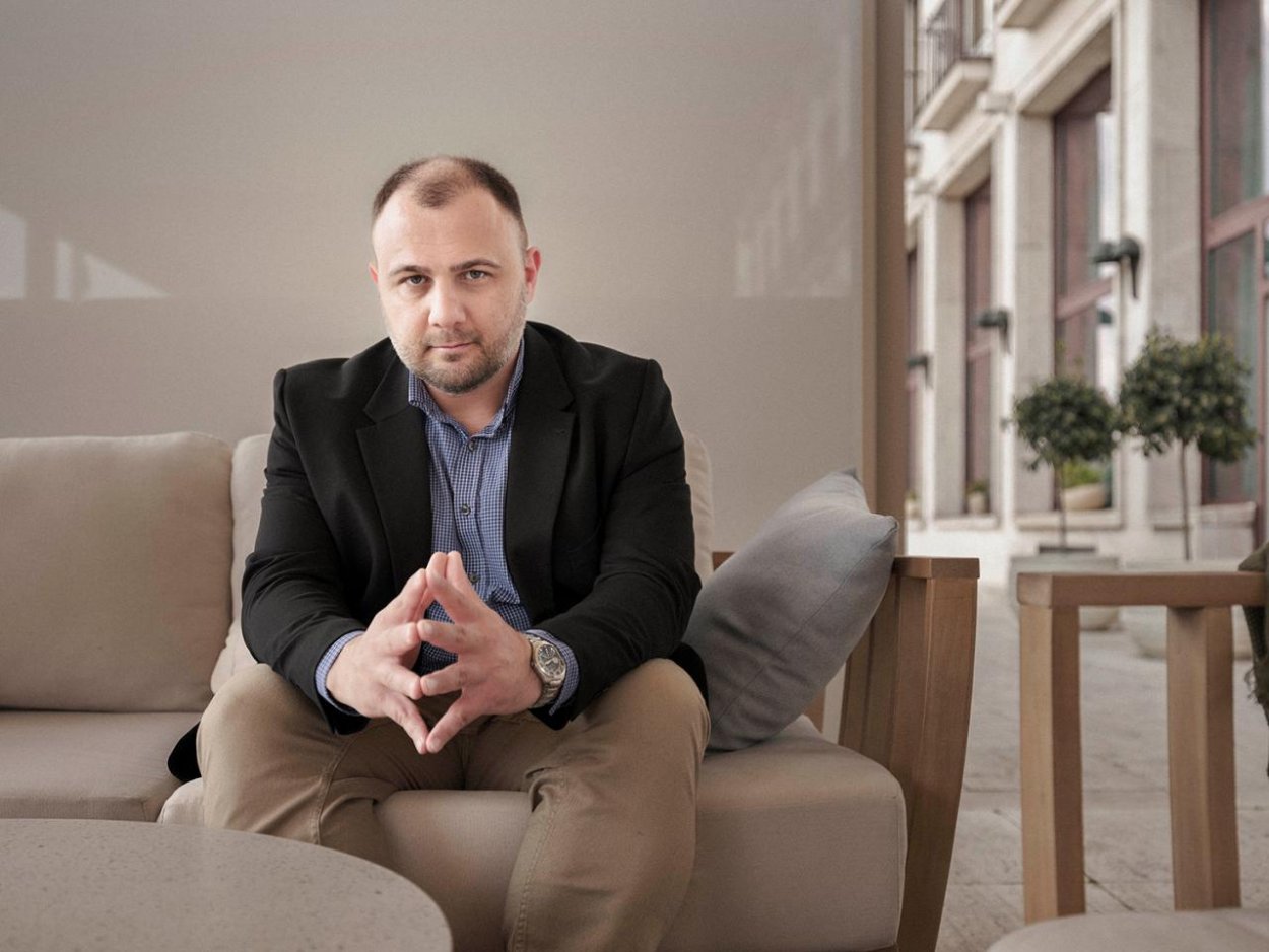 Profesor politickej ekonómie Kolev: Extrémisti videli v Putinovi alternatívu