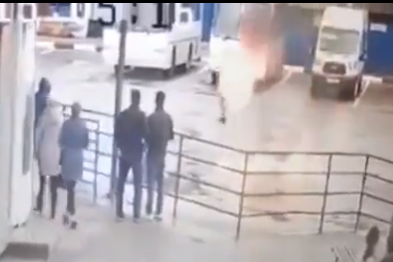Muž v Rusku nechcel ísť na front, pokúsil sa upáliť