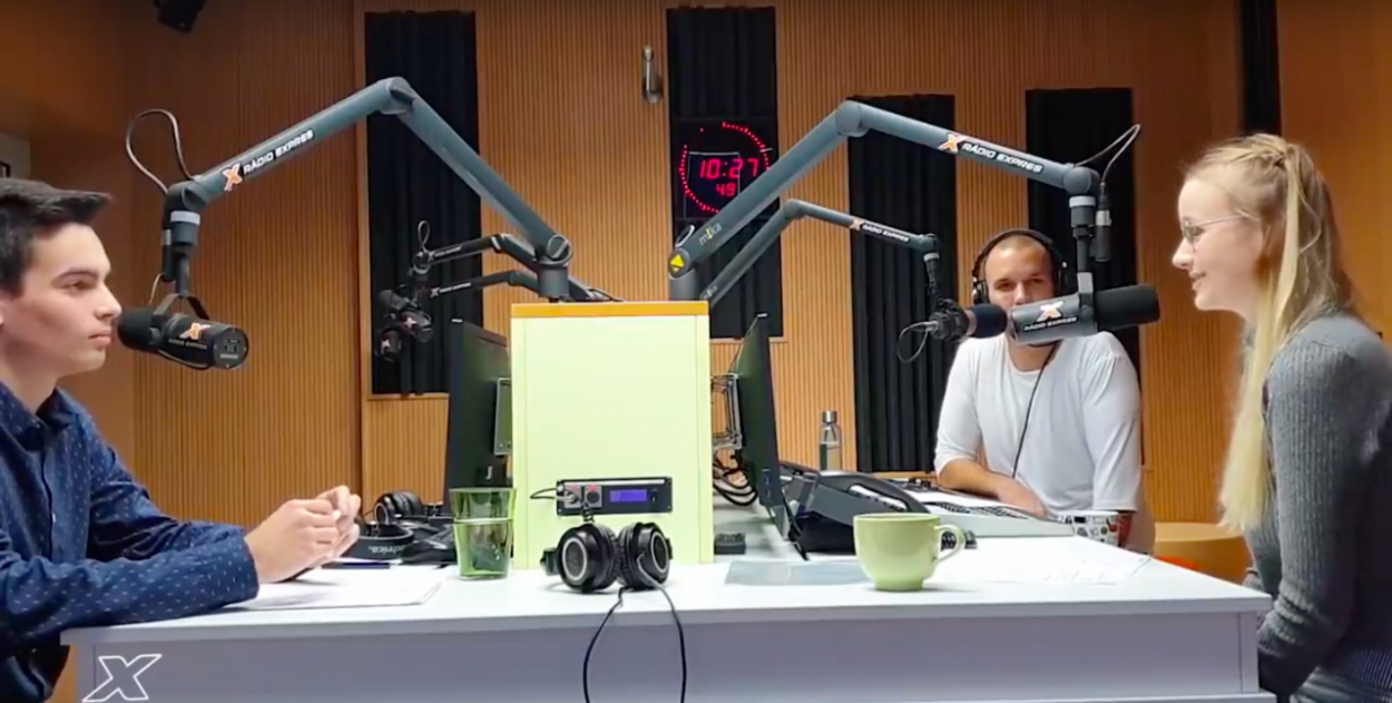 RešeršWebu: Liberál vs. fanúšička Kotlebu. Kto vyhral debatu?