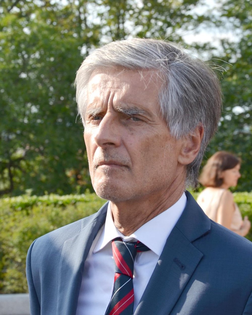 Peter Weiss píše na FB Smeru, Hlasu a Matovičovmu Slovensku