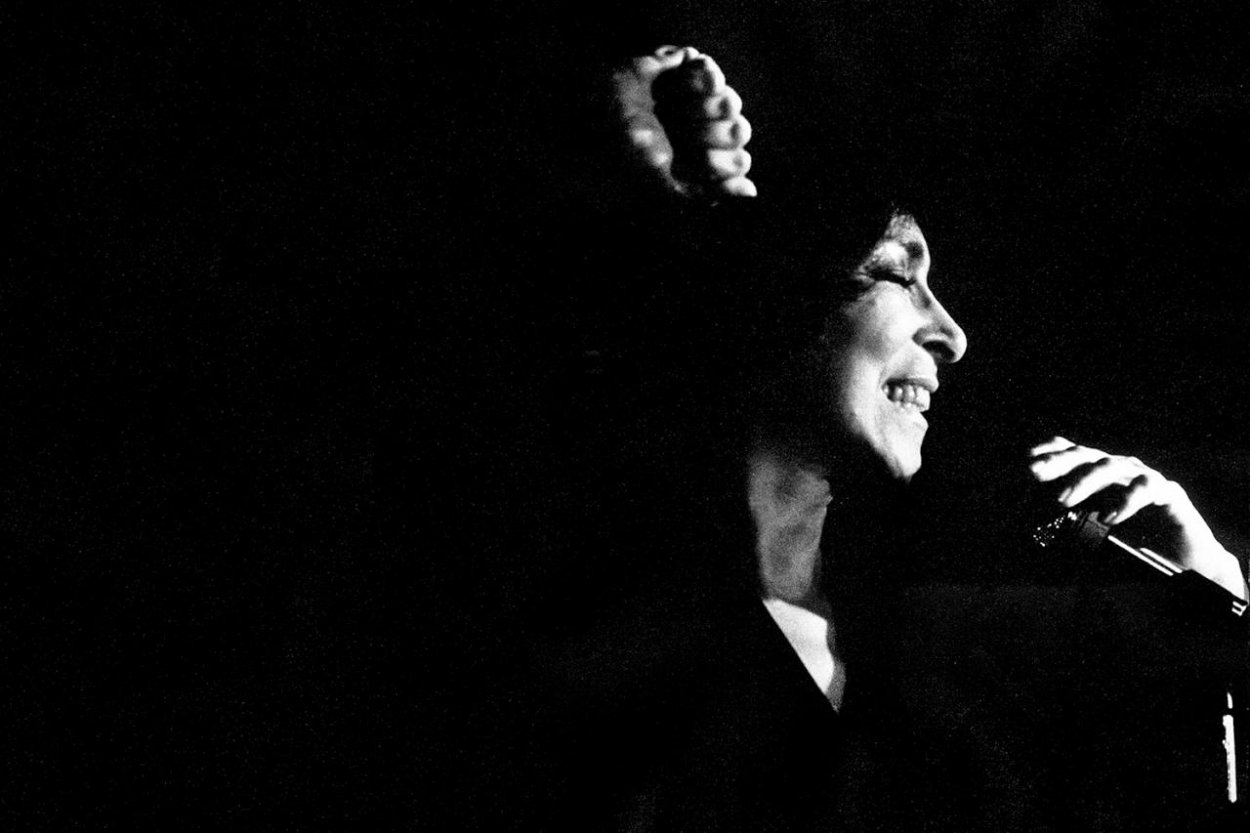 Hana Hegerová. Je taká zvláštna, až je krásna