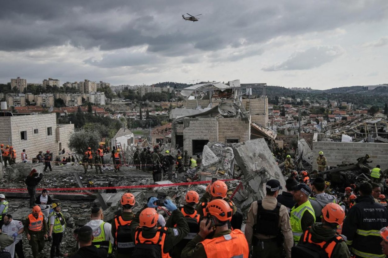 Udalosť dňa: Útoky na Blízkom východe pokračujú, terčom bola aj iránska štátna televízia