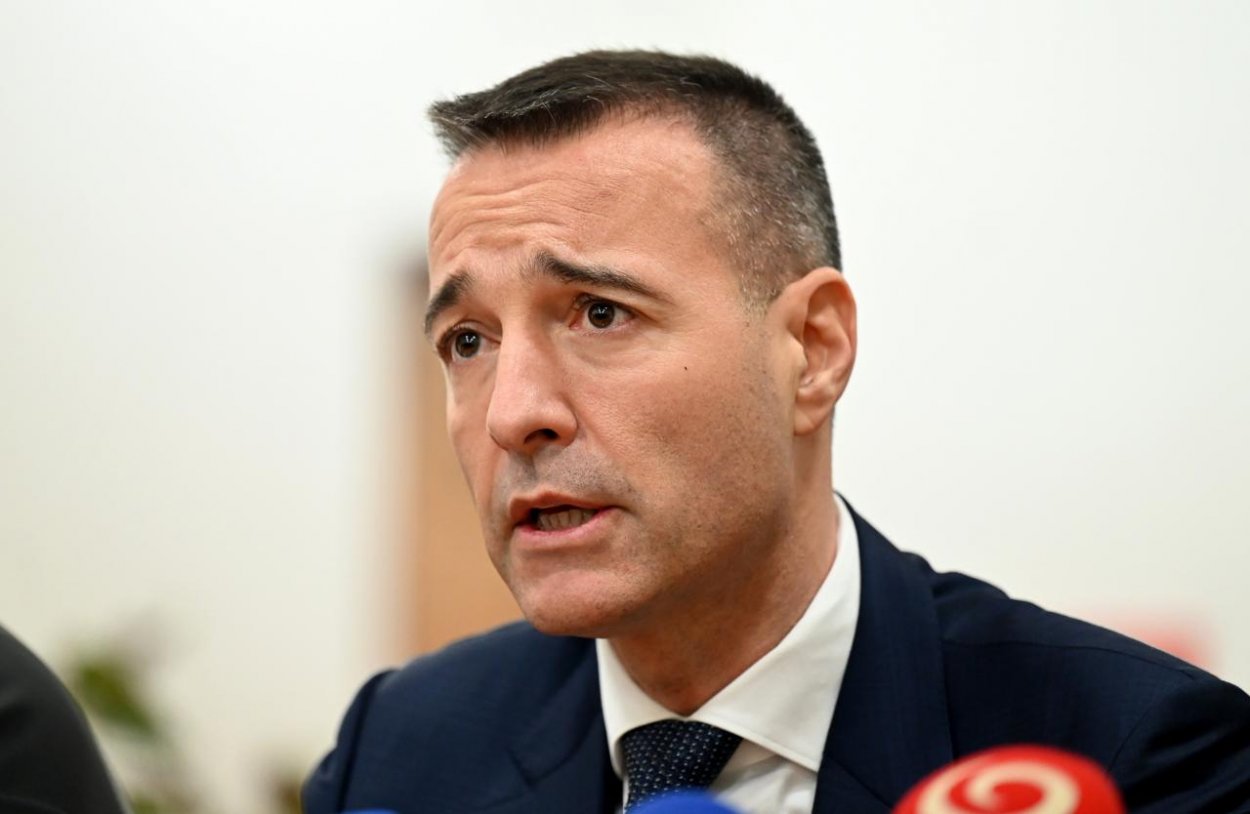 Ministerstvo školstva: Platy učiteľov by mohli narásť, potvrdiť to však musí ministerstvo financií aj koalícia