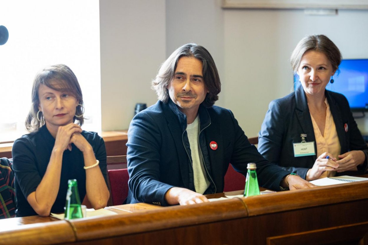 Bývalý riaditeľ SND Matej Drlička sa vymedzil voči tvrdeniam ministerstva kultúry o pochybeniach počas jeho šéfovania