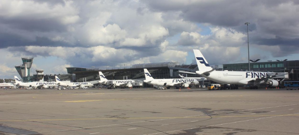 Helsinské letisko muselo pozastaviť lety pre neznámy dron vo vzdušnom priestore