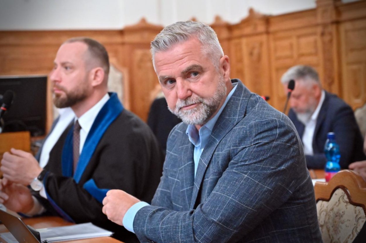 Transakčná daň sa možno bude len meniť, nie rušiť, vyhlásil Tibor Gašpar