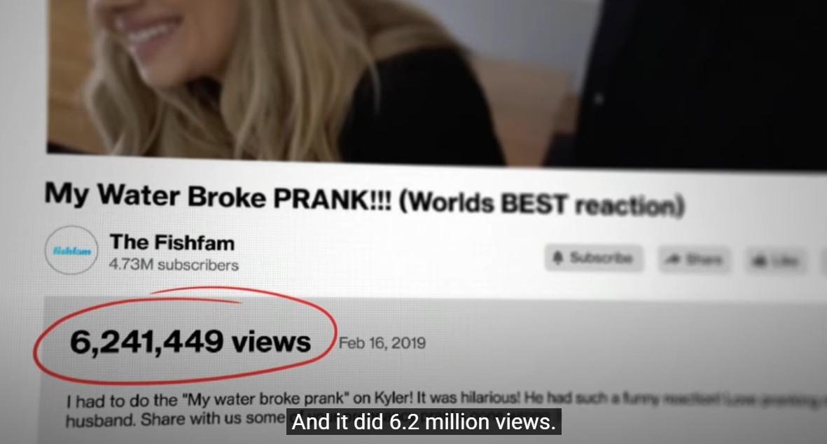 Odtiekla mi plodová voda, žartuje matka, jej deti sú vydesené. Účty detských influencerov sú plné podobných videí  