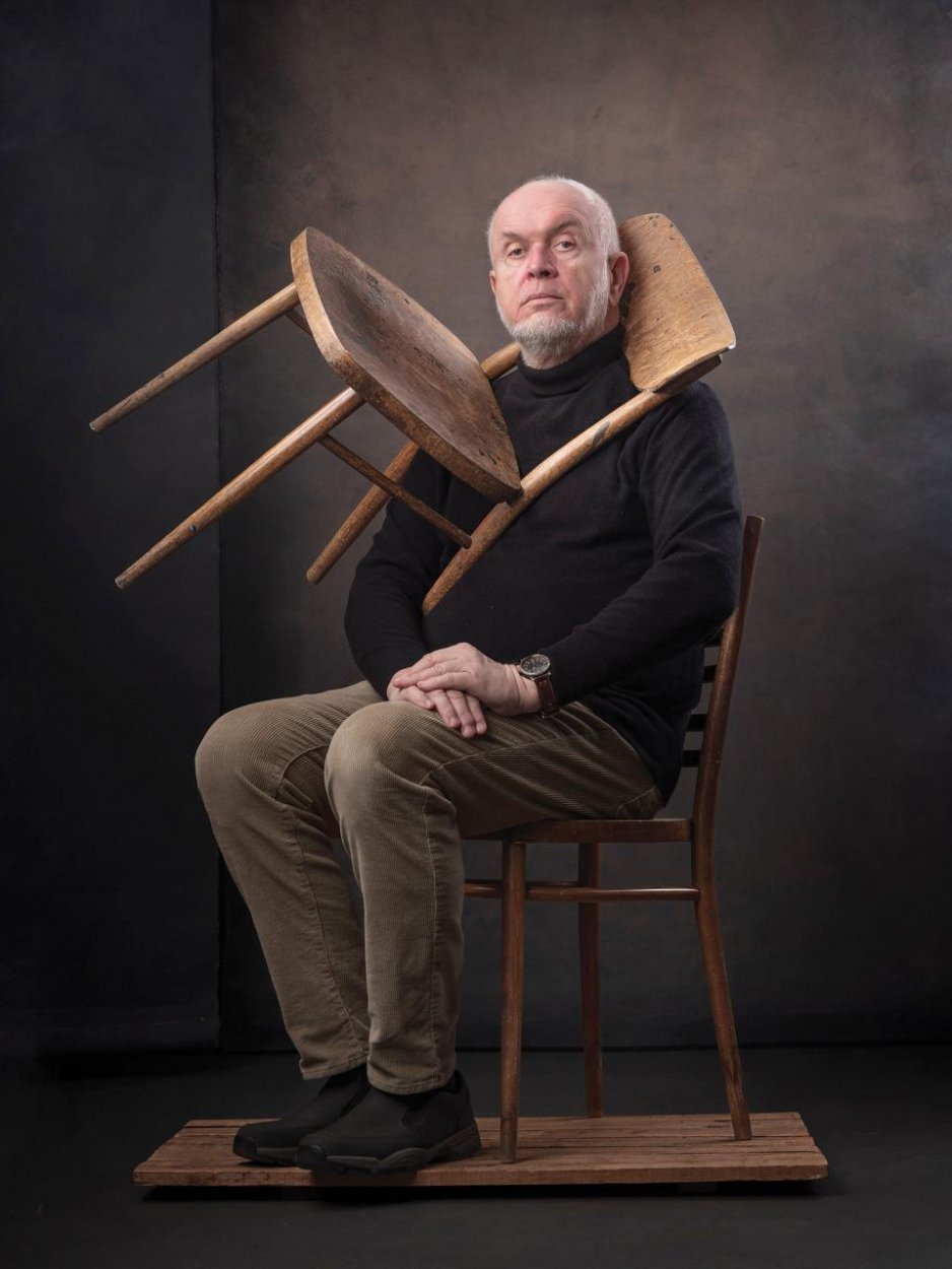 Ten Klimáček je podozrivý, lebo veľa pracuje