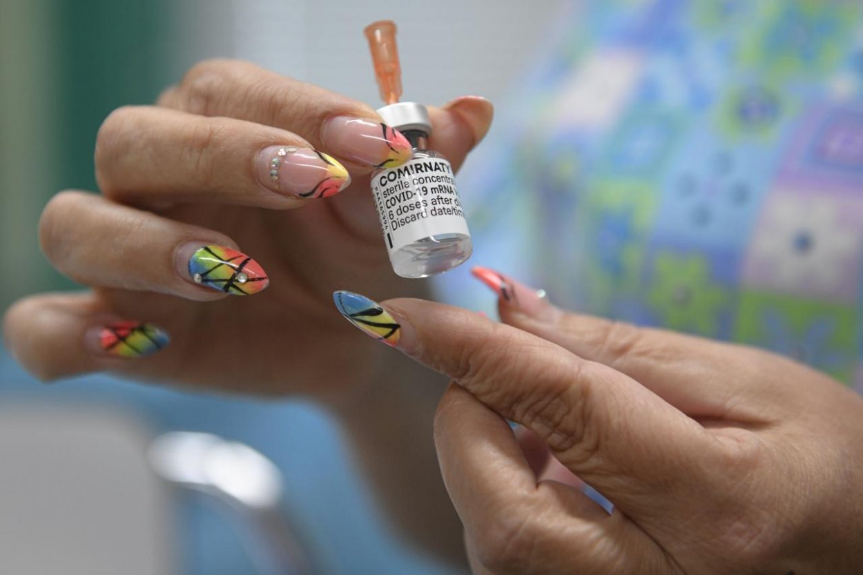 EMA by mohla do konca roka rozhodnúť o schválení ďalších štyroch vakcín proti covid-19