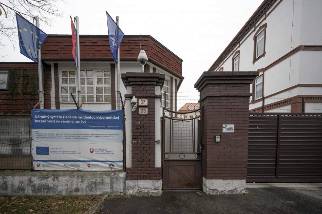 PS kritizuje zníženie množstva poskytovaných informácii SIS kontrolnému výboru