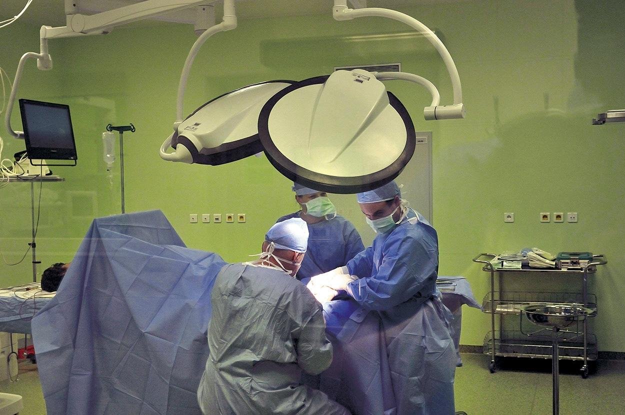 Odomykáme: Liečenie chorľavého zdravotníctva