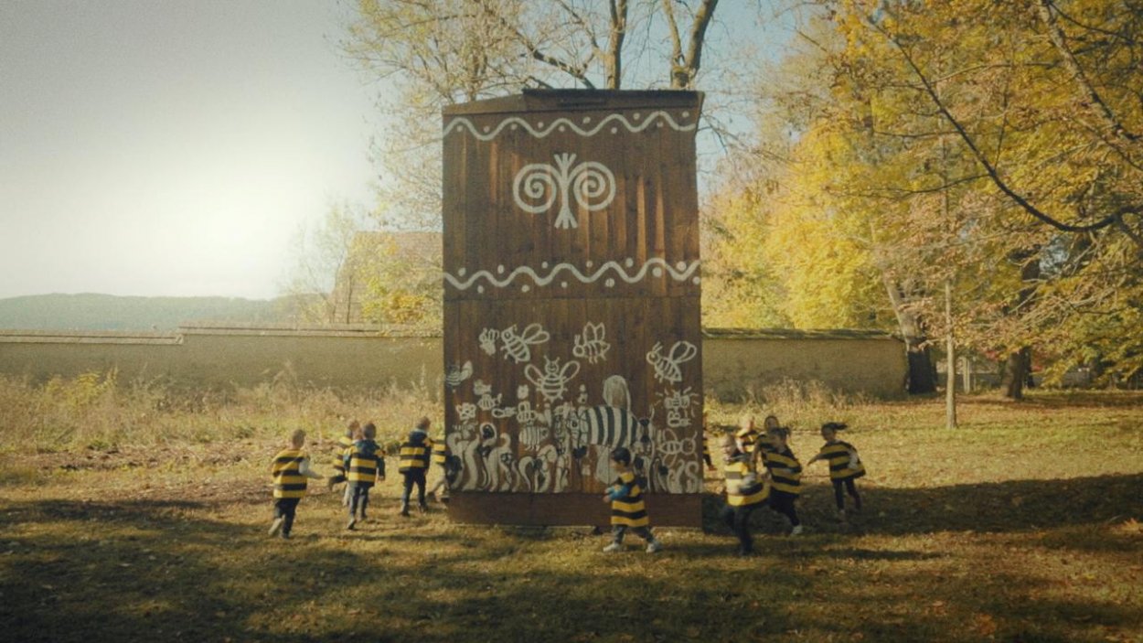 Rozhovor s filmárkou Vladislavou Šarkány o jej najnovšom dokumente o dedine Špišský Hrhov