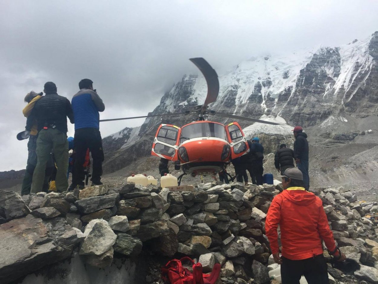 .týždeň je pri dráme na Evereste (aktualizované)