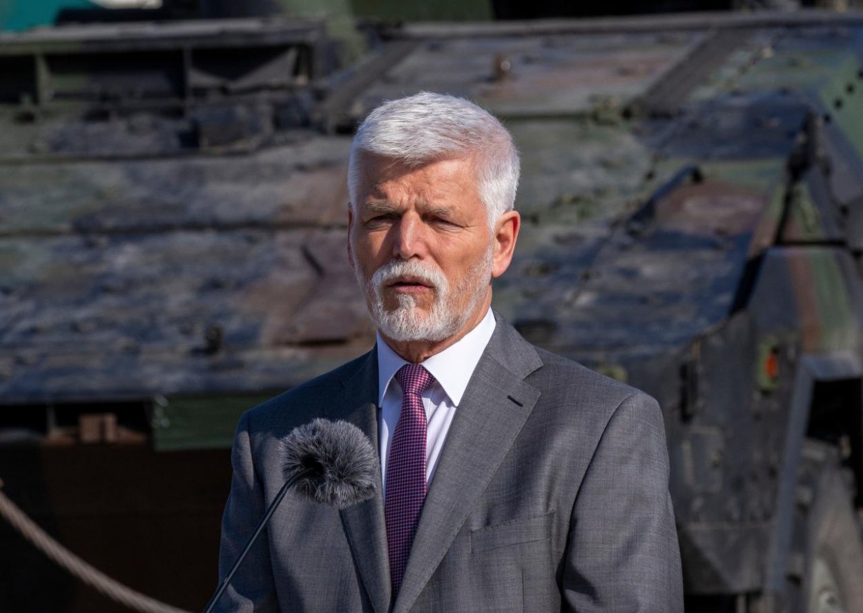 Prezident Pavel: Česko by malo prehodnotiť vzťahy s Maďarskom