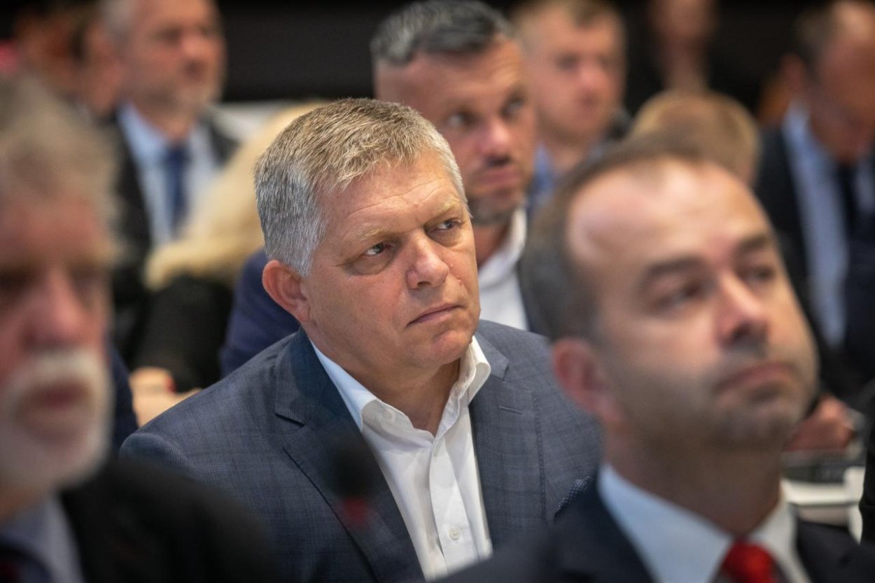 Prieskum ukazuje, že voľby by v auguste vyhral Smer-SD, nasledovalo by PS