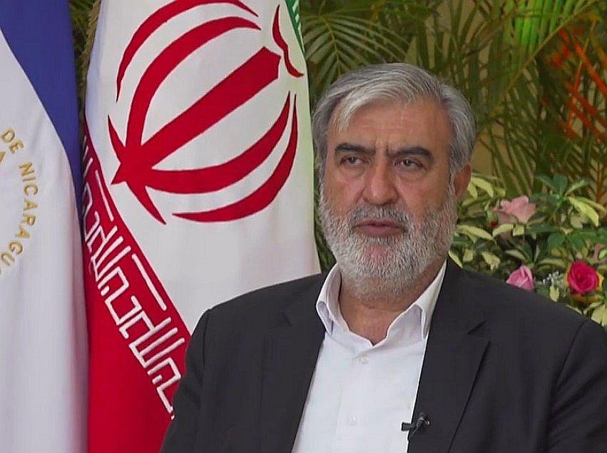 Ukrajina je pre údajnú dronovú podporu Izraela legitímnym cieľom, vyhlásil Azízí