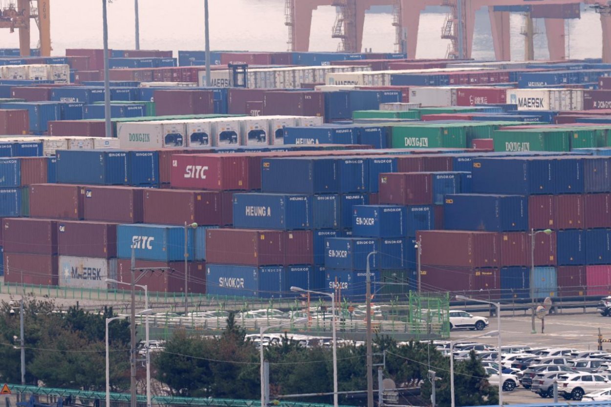 Clá na čínsky tovar sa znížia o desať percent