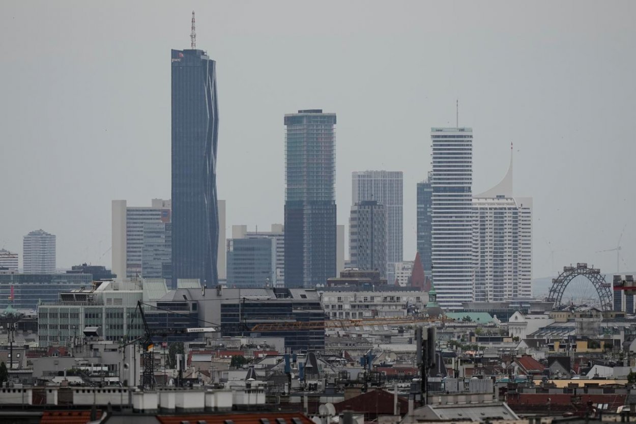 Rakúsko vyhostilo štyroch ruských diplomatov