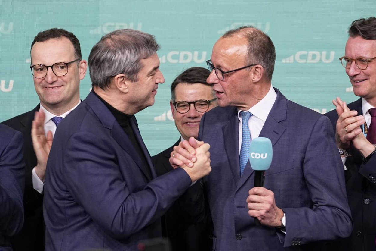 V nemeckýzch voľbách zvíťazili CDU/CSU pred AfD
