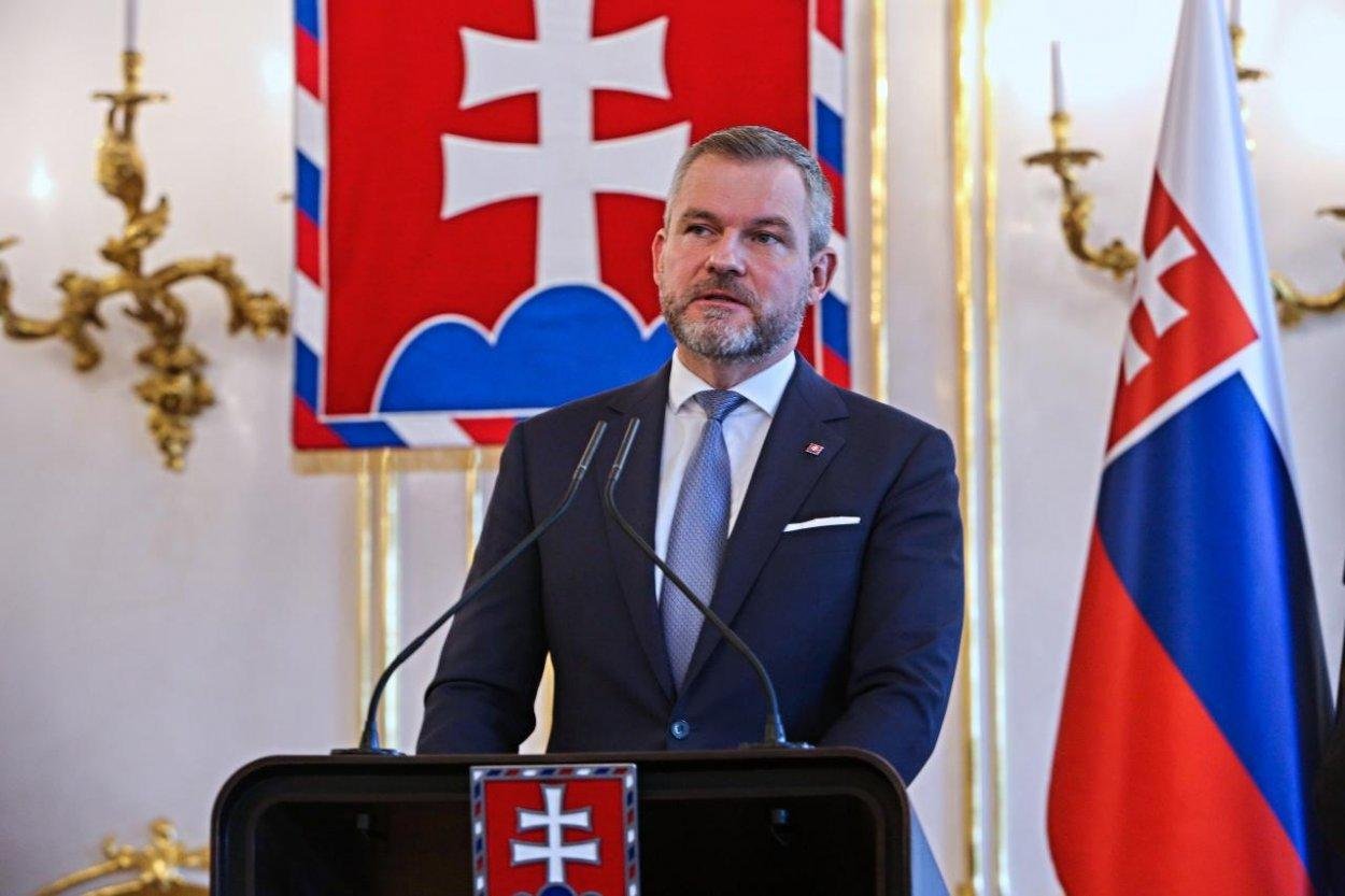 Poslanci okolo Samuela Migaľa​ žiadajú podľa prezidenta mocenské postavenie​, ten to považuje za neprijateľné