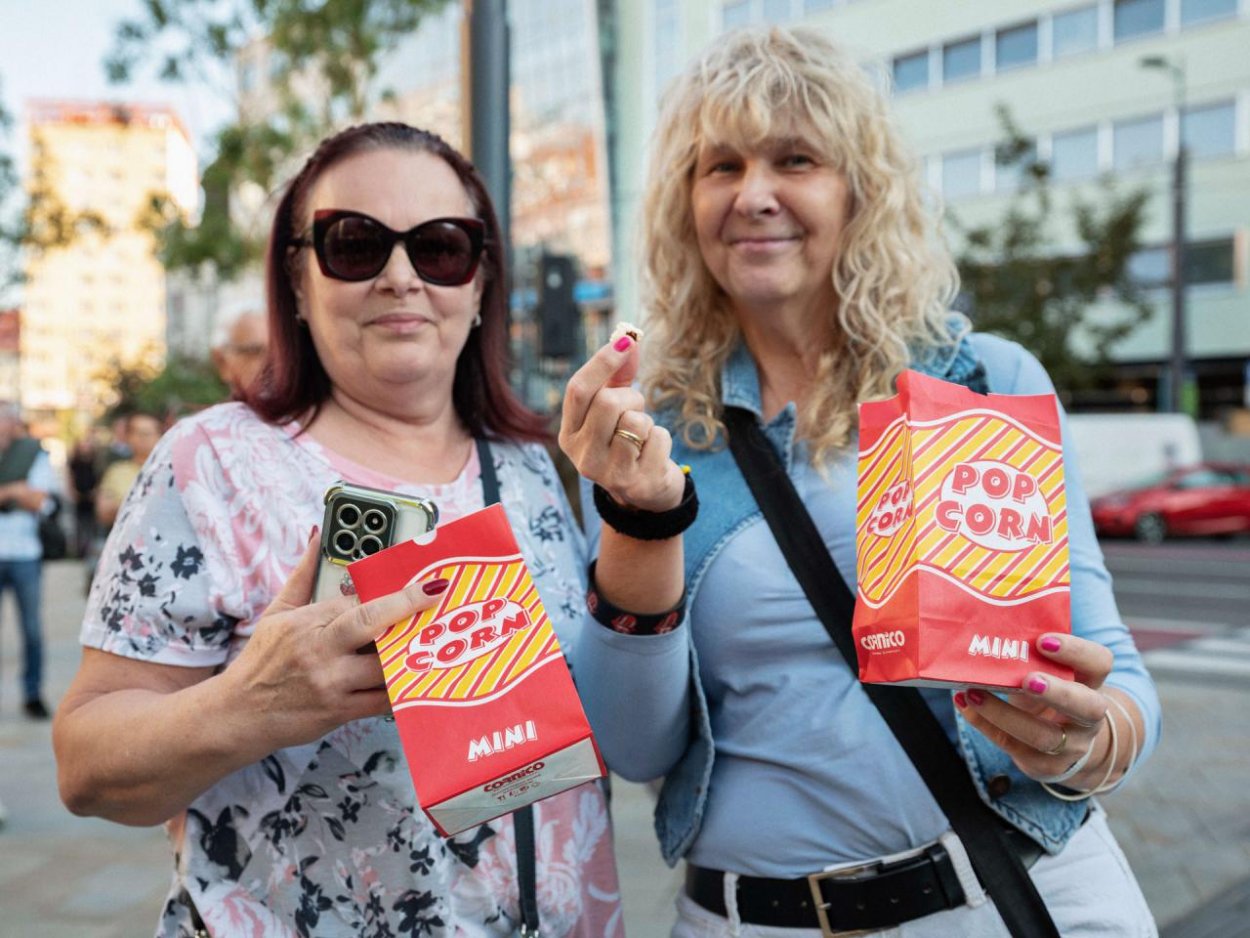 SaS premietala nahrávky z Čifár. Divákom ponúkli pukance aj slaninu