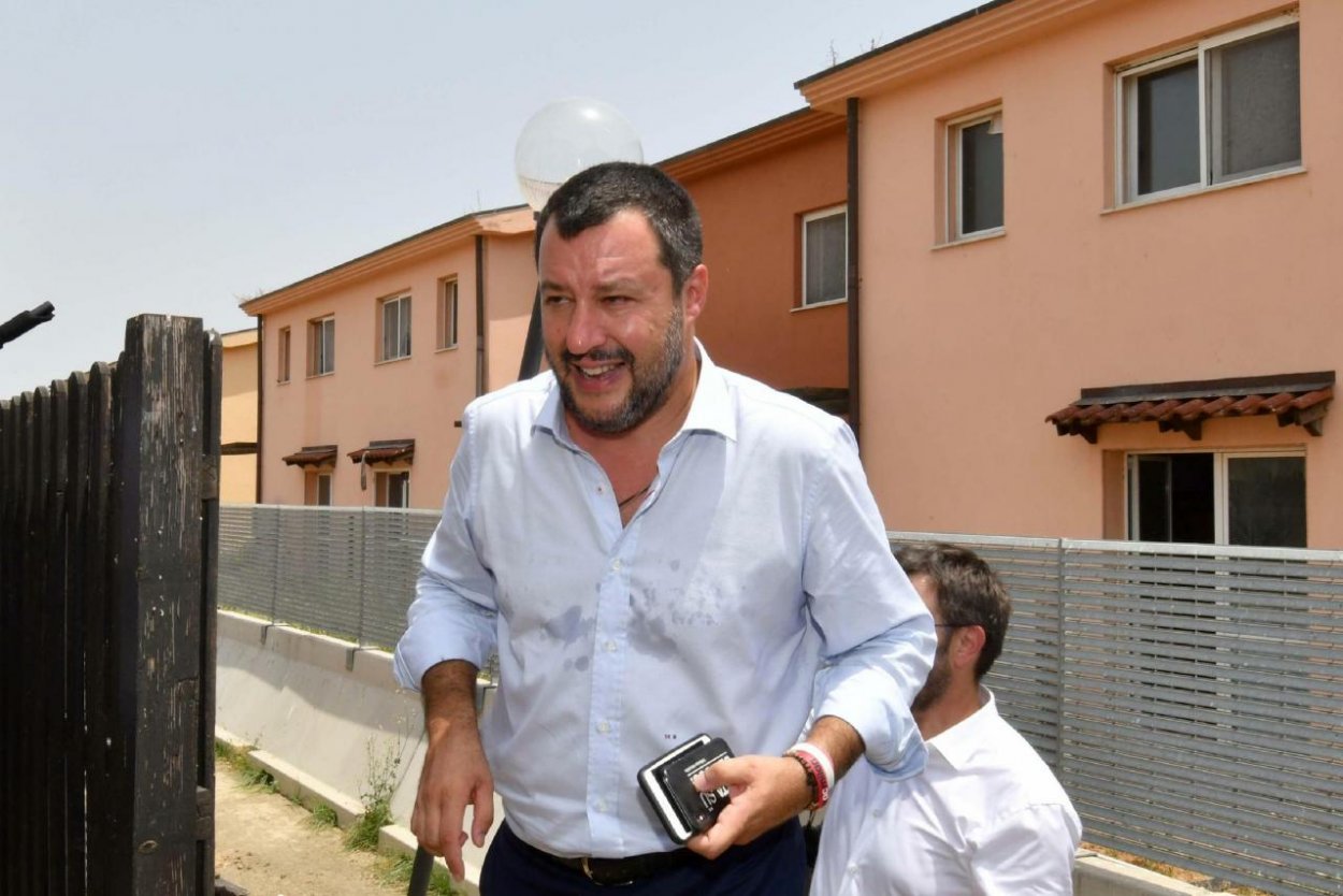 Tajná nahrávka z rokovania Talianov a Rusov. Salviniho mali údajne financovať cez peniaze z ropy