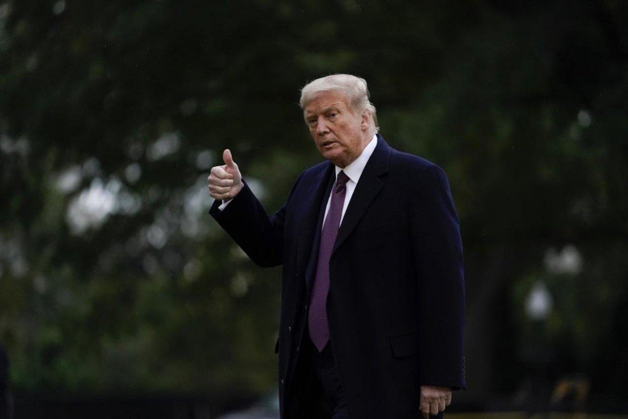 Proces impeachmentu. Americký Senát oslobodil exprezidenta Trumpa v procese ústavnej žaloby