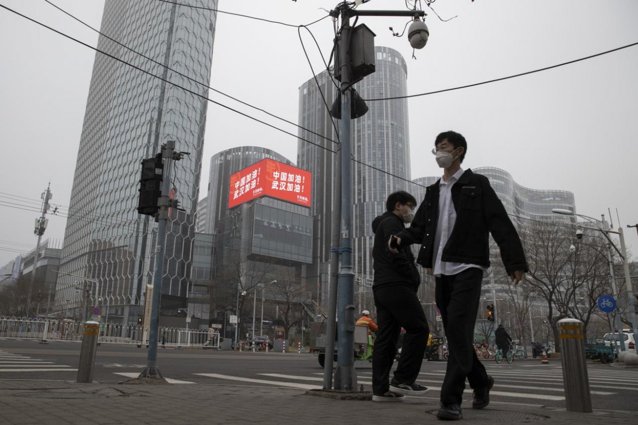 Boj proti koronavírusu v Číne: čokoľvek vláda nariadi, ľudia to dodržiavajú