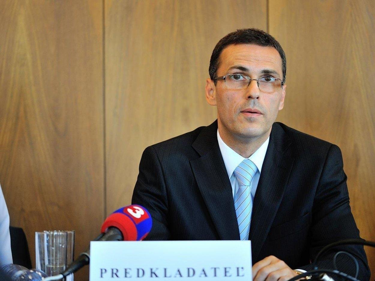 Generálna prokuratúra prijala trestné oznámenie v prípade bratislavských poslancov