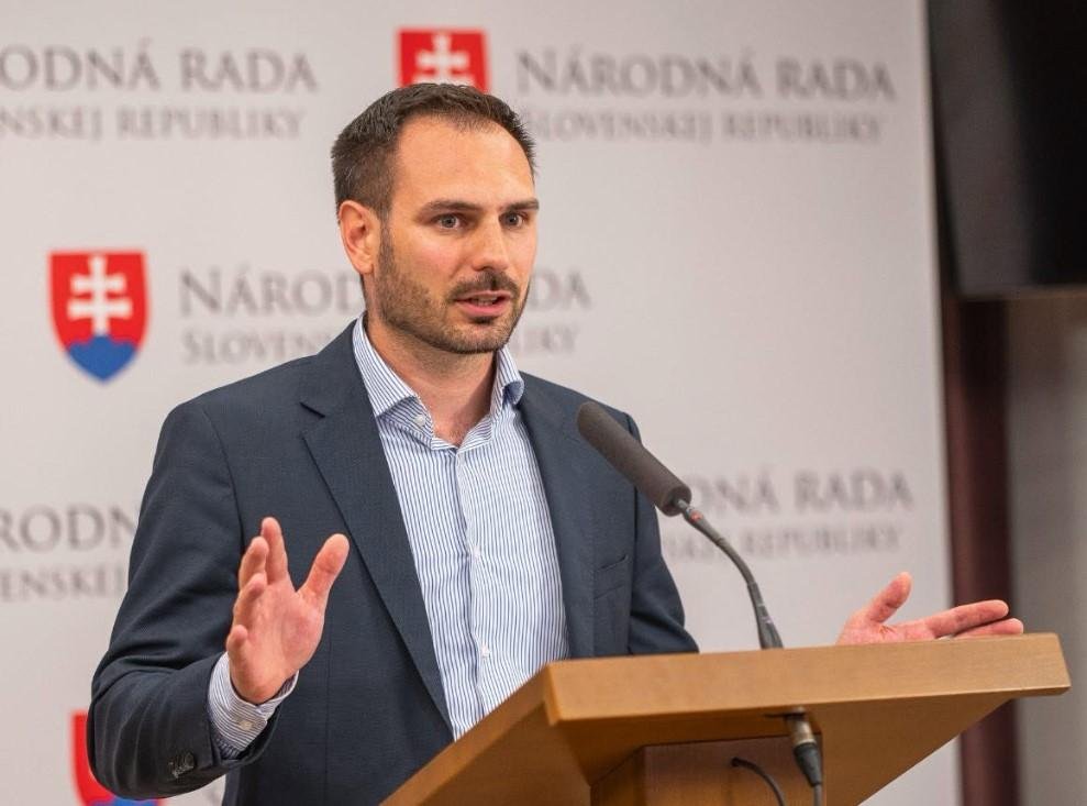 KDH: Do strany vstupuje R. Krátky, chce sa podieľať na ekonomickom programe