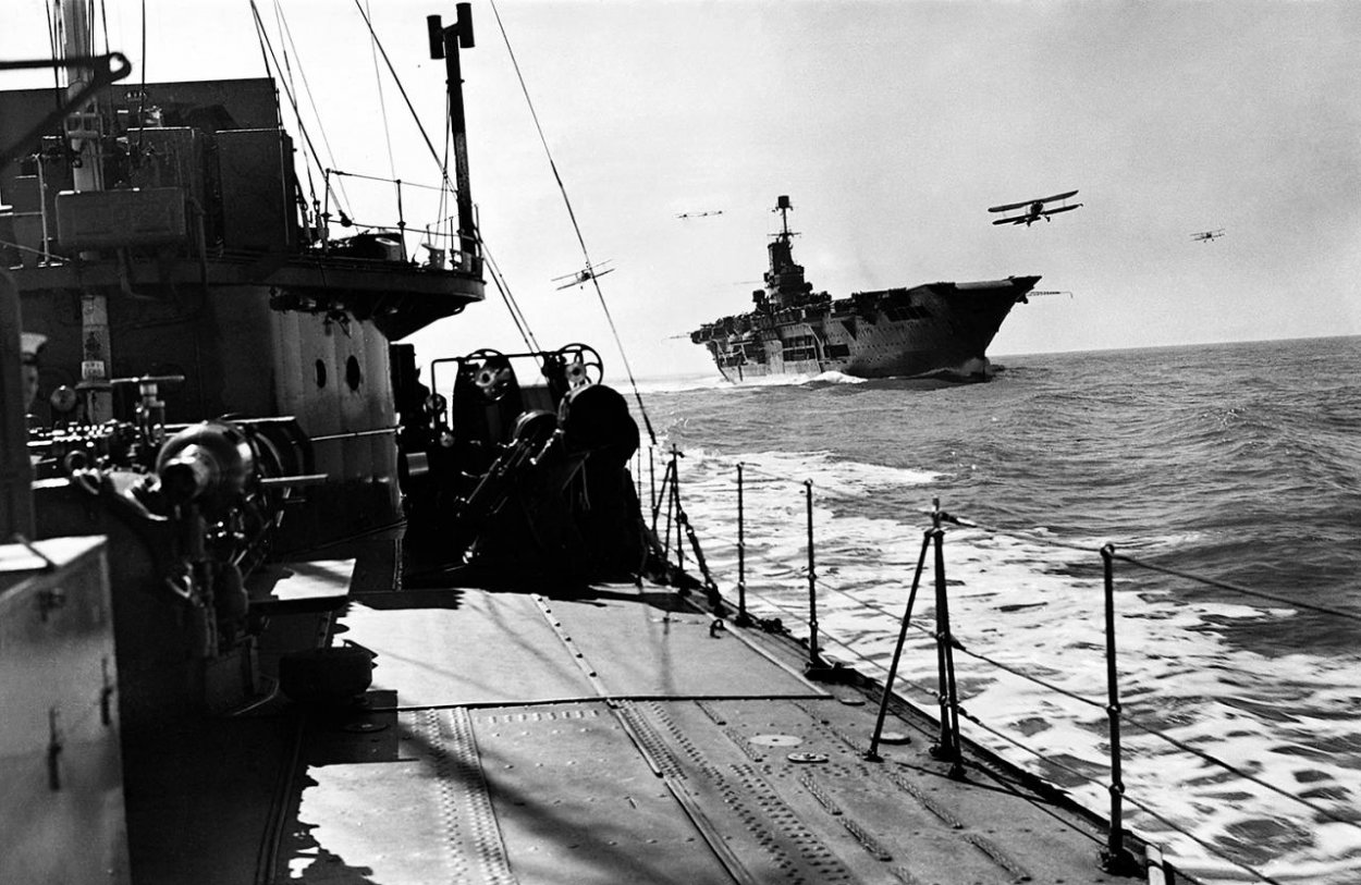 Plávajúce letiská II.