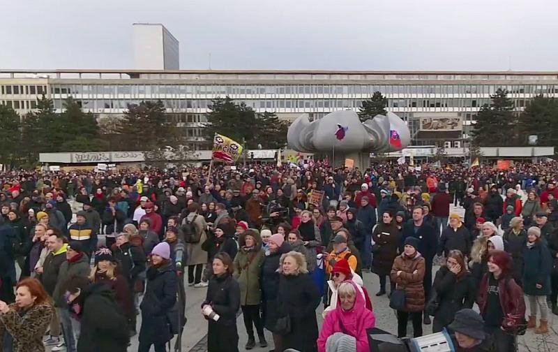 V Bratislave sa koná protestný pochod kultúrnej obce