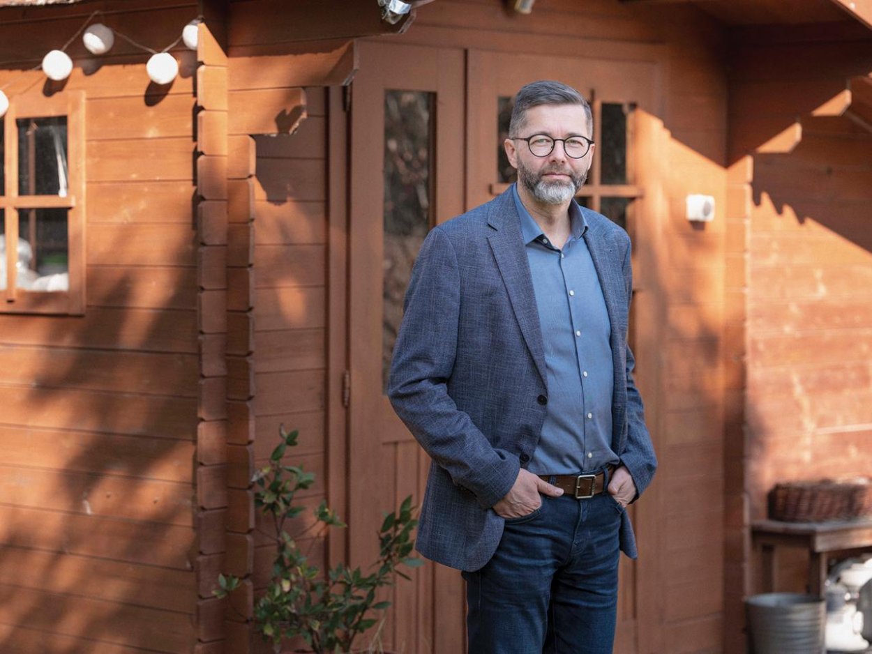 Psychológ Michal Bača: Archetypom je dnes úspešný muž, ktorý má moc a môže si za peniaze kúpiť akýkoľvek pôžitok