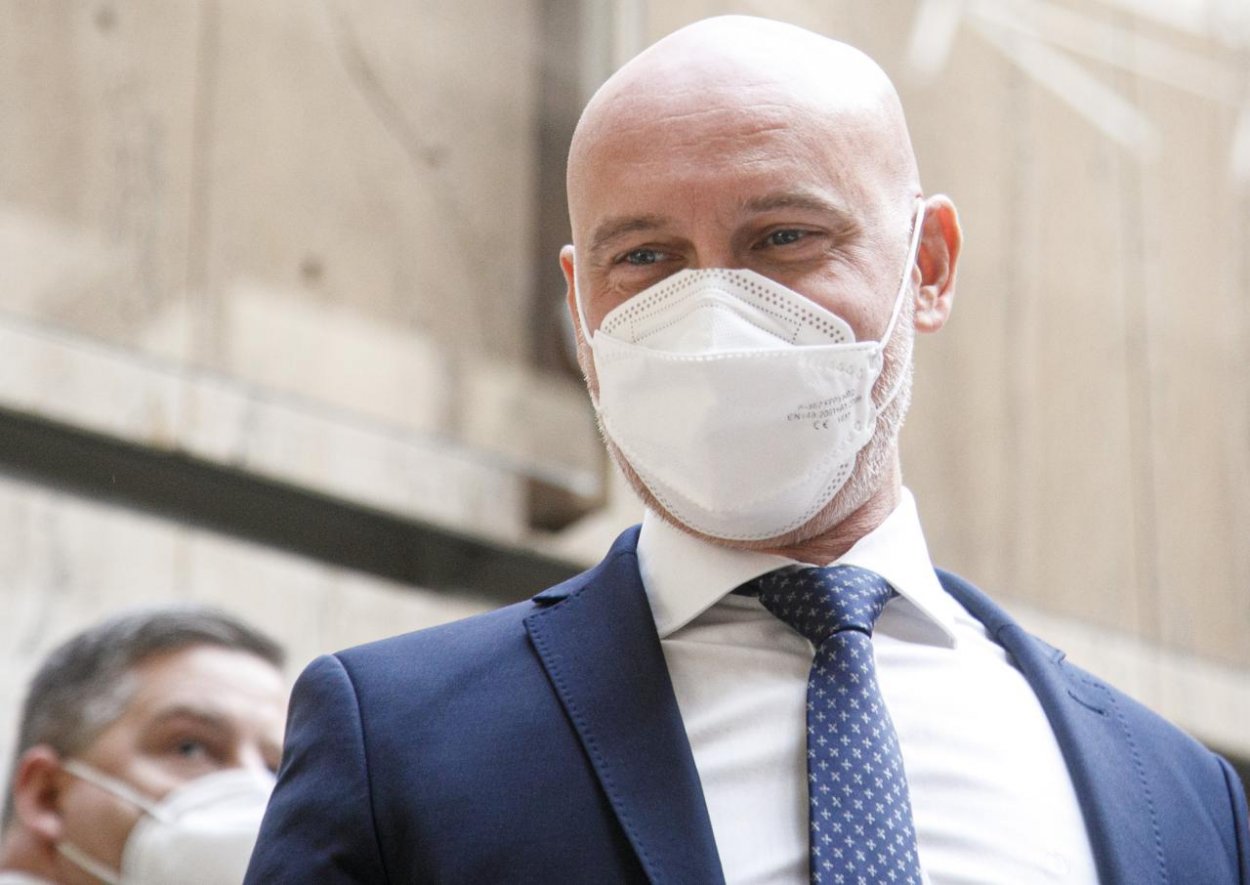 Rada Odborového zväzu pracovníkov školstva a vedy vyhlásila štrajkovú pohotovosť, žiada riešenie situácie 