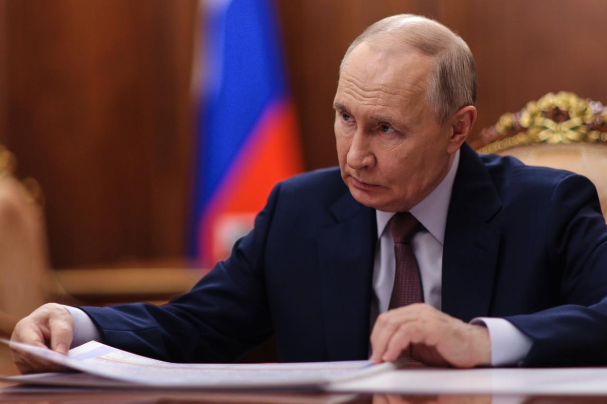 Prečo Putin potrebuje zákon o „ochrane“ Rusov v zahraničí? Ukrajinský politológ pripomína paralelu s Hitlerom