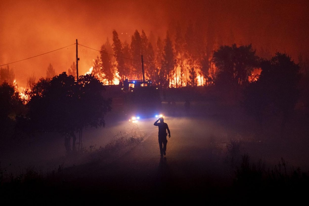 Portugalsko zasiahli lesné požiare