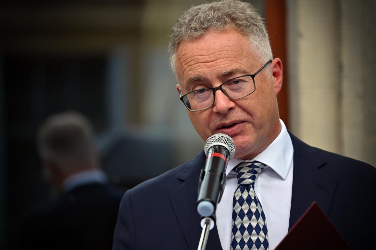 Británia v auguste dodá vysvetlenie s aktivitami súvisiacimi s voľbami