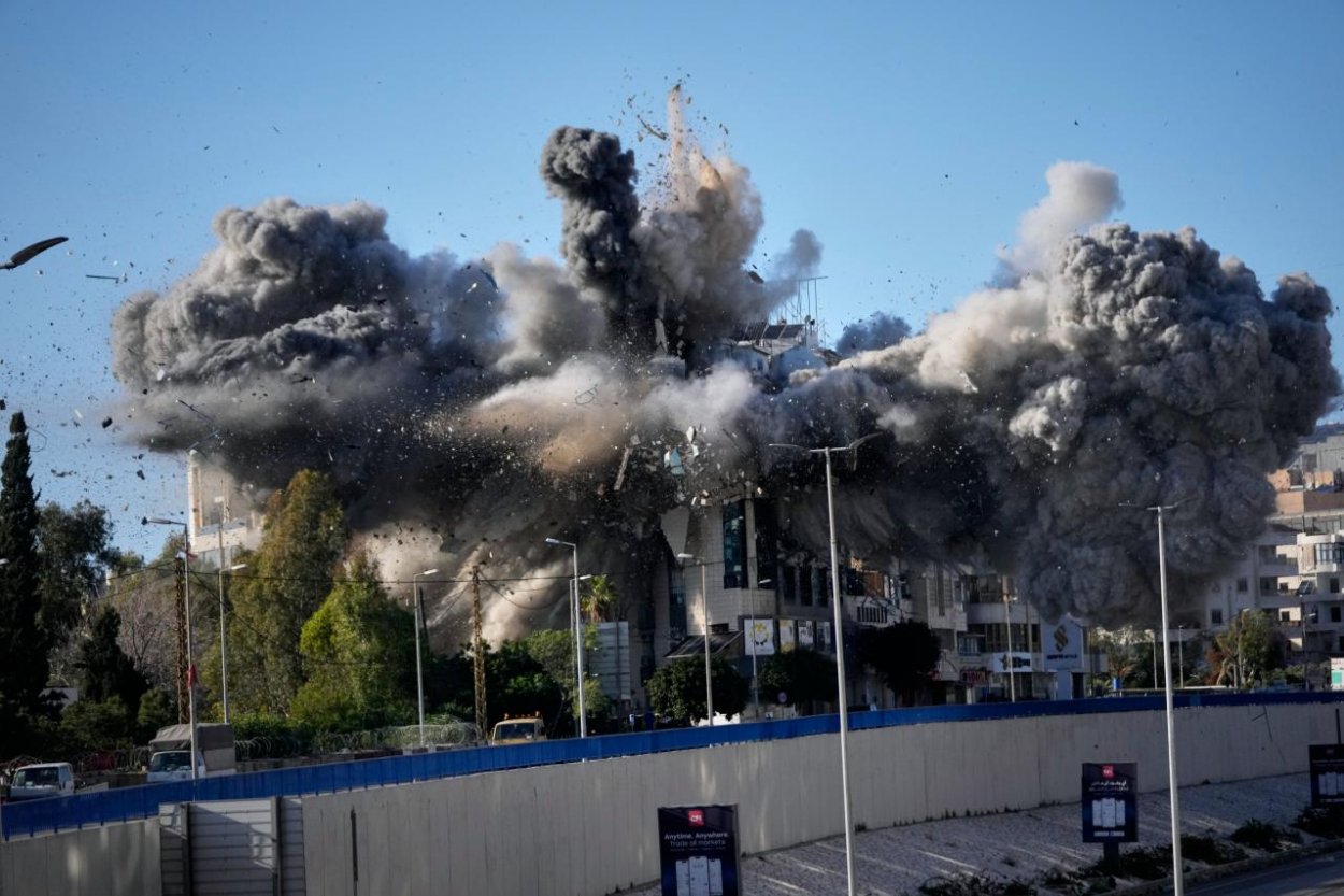 Udalosť dňa: Trump očakáva koniec vojny do troch týždňov, USA sa chcú stiahnuť