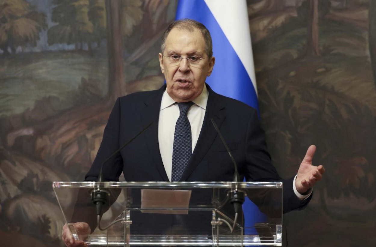 Lavrov: Je čas zamyslieť sa, či má OBSE ešte zmysel