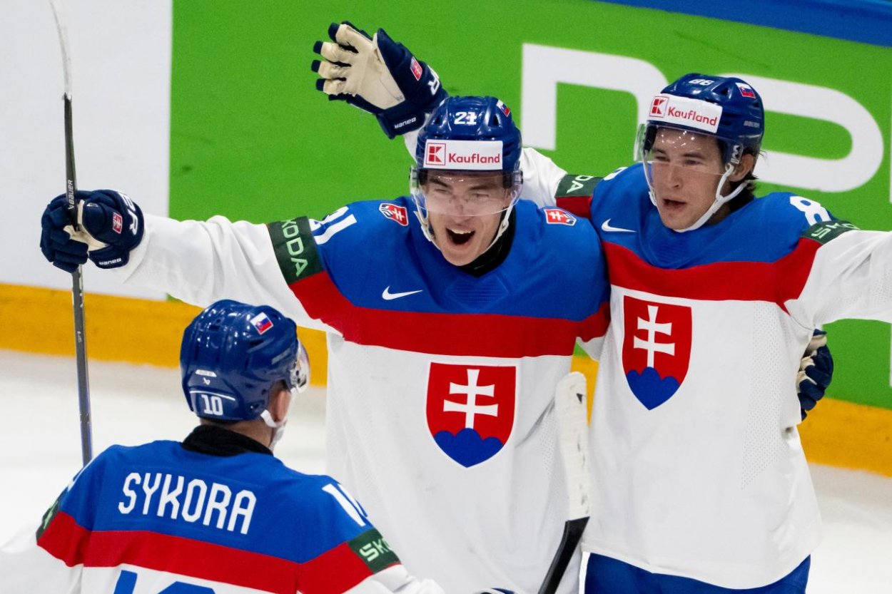 Udalosť dňa: O osude Slovákov na šampionáte rozhodne posledný zápas základnej skupiny proti Švédsku