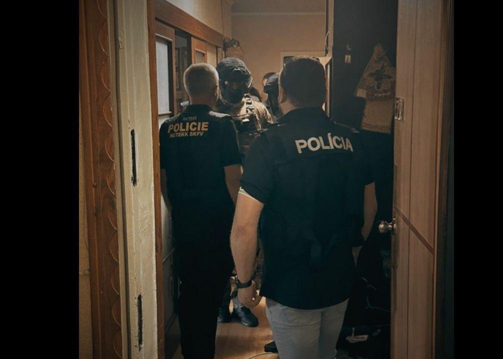 Ukrajinca zadržaného pre vyhrážky školám zrejme financovali z Ruska – čo to znamená podľa Eugena Kordu